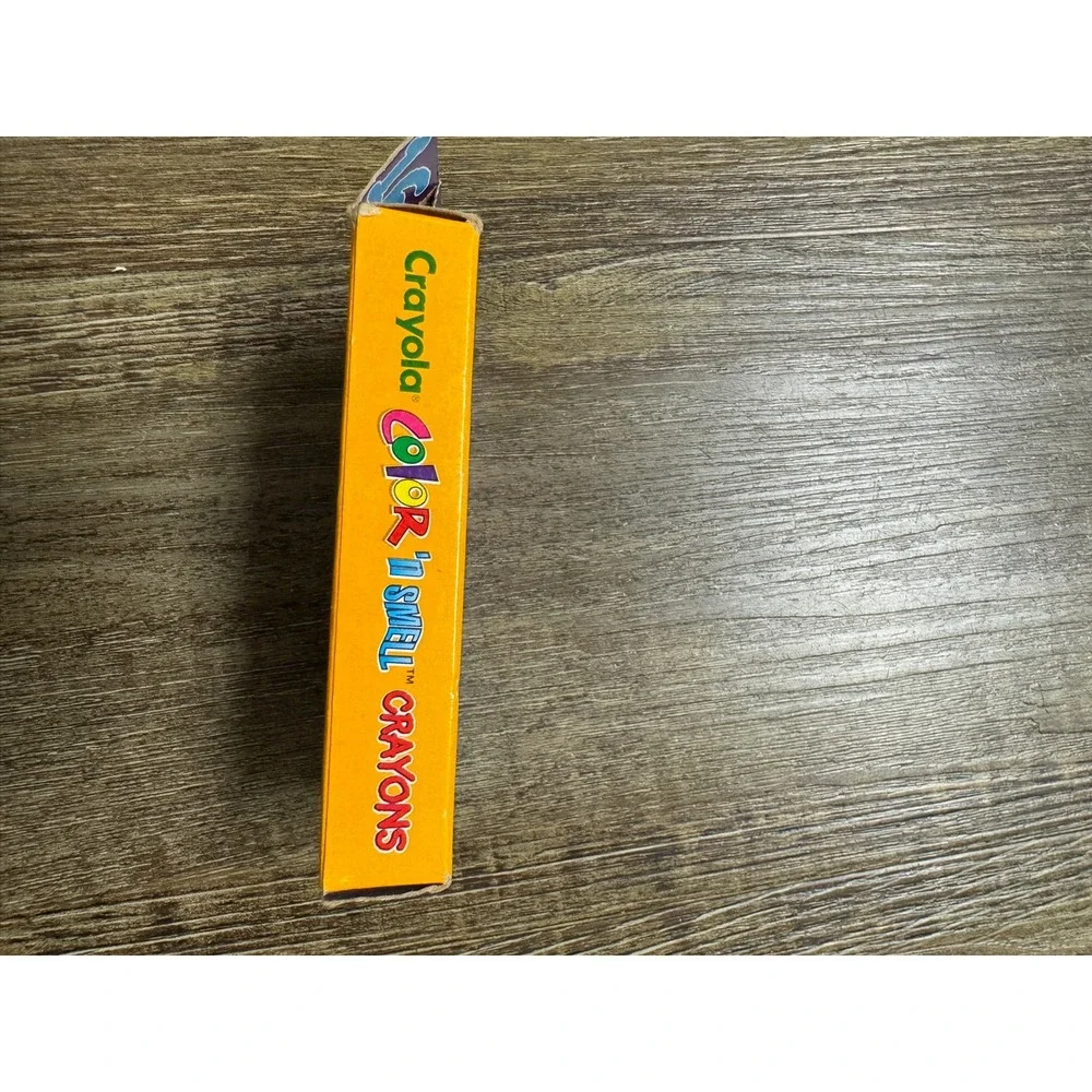 Vintage 1997 Crayola Color n Smell Scented Crayons 16 Ct Binney & Smith 52-3416